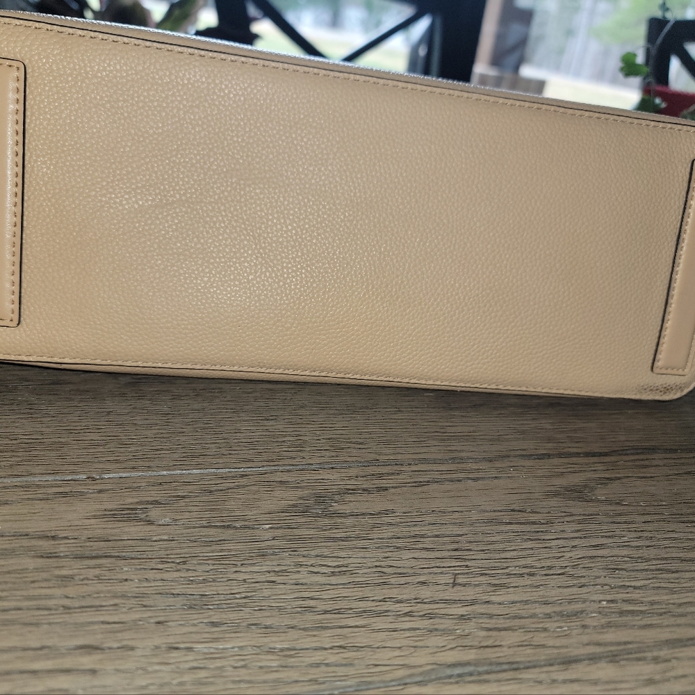 Michael Kors Butternut Tan Leather Tote Bag - Picture 5 of 11